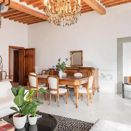 Apartmán Guesthost - Exclusive Corso Italia Penthouse Pisa