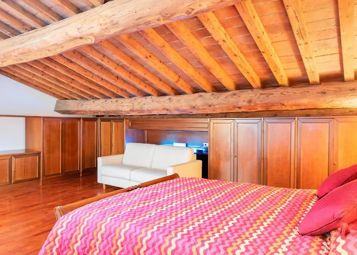 Guesthost - Exclusive Corso Italia Penthouse *